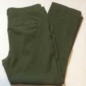 Woman’s banana republic Olive Green Pants Sz 6